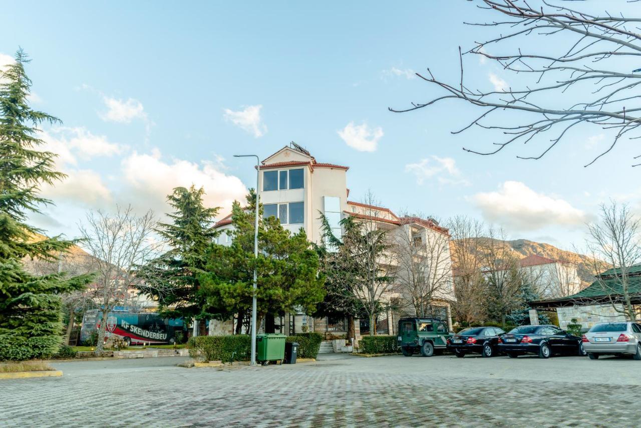 Hotel George Корча Екстер'єр фото