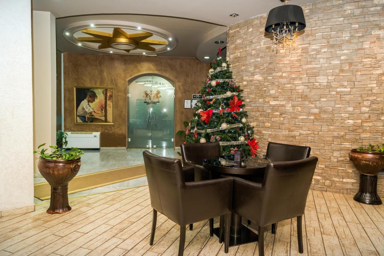 Hotel George Корча Екстер'єр фото