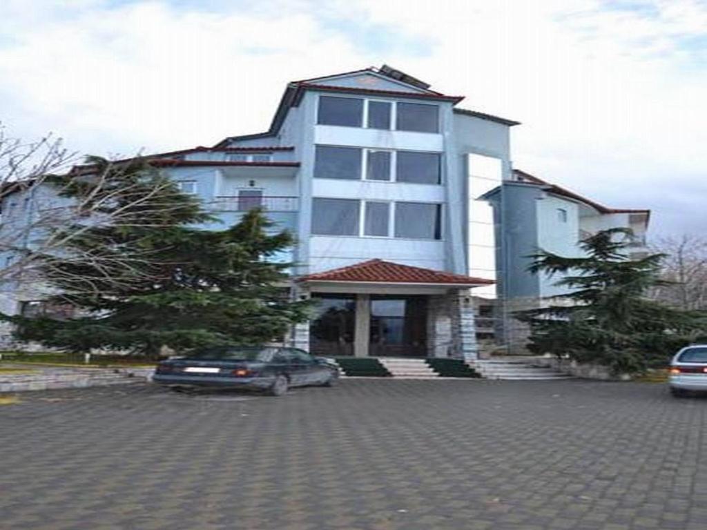 Hotel George Корча Екстер'єр фото